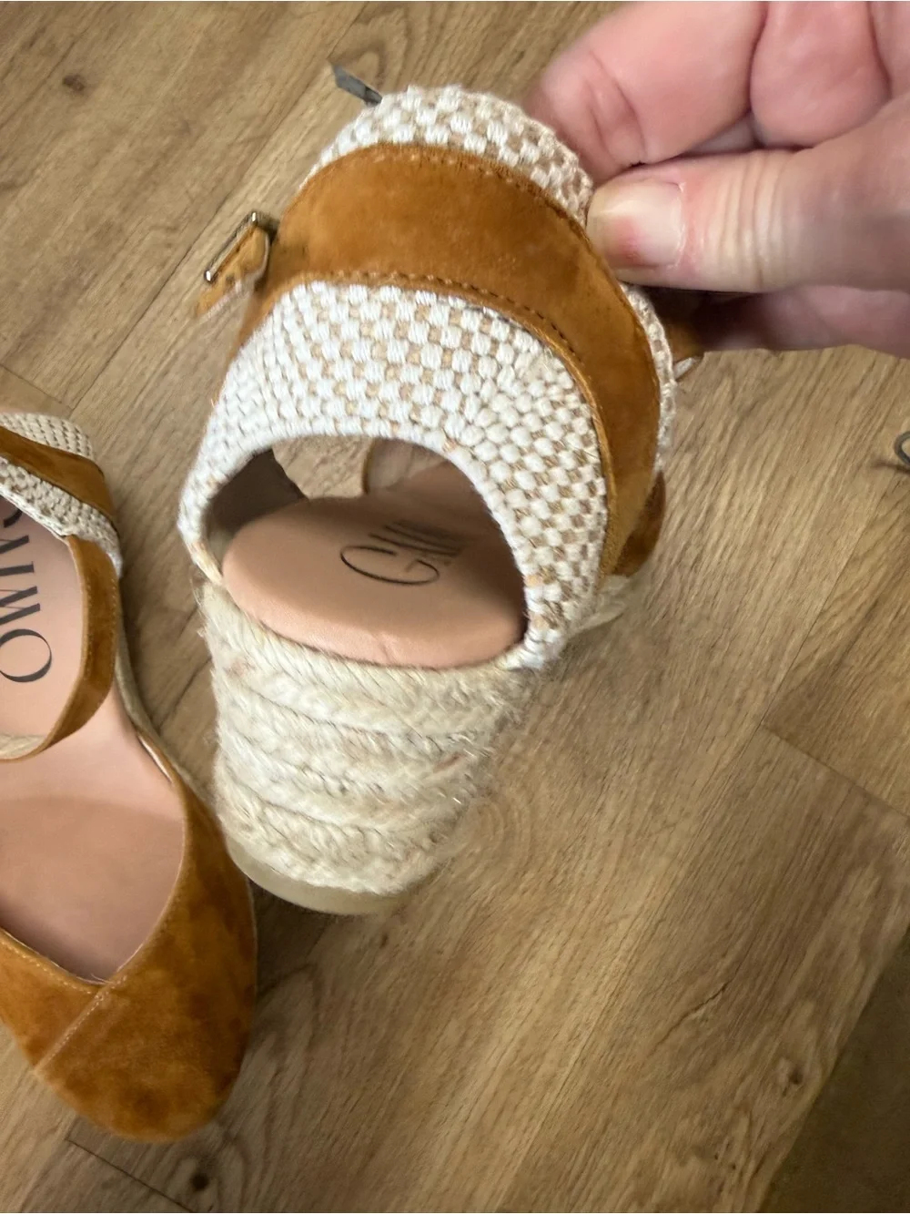 Gaimo Low Wedge Espadrille Sandals Size 37 Like New